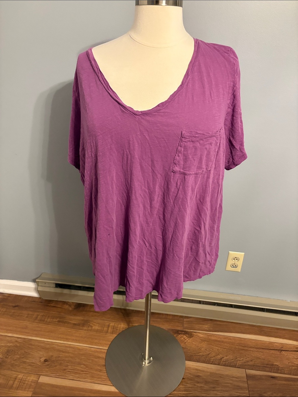 torrid Purple Short Sleeve V-Neck Pocket Tee